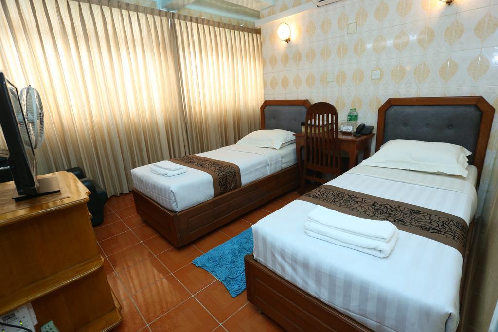 Beautyland Hotel II Янгон Екстериор снимка