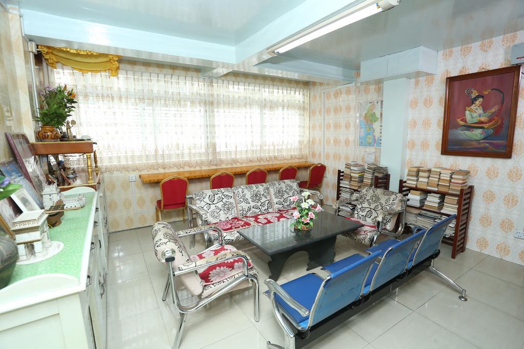 Beautyland Hotel II Янгон Екстериор снимка