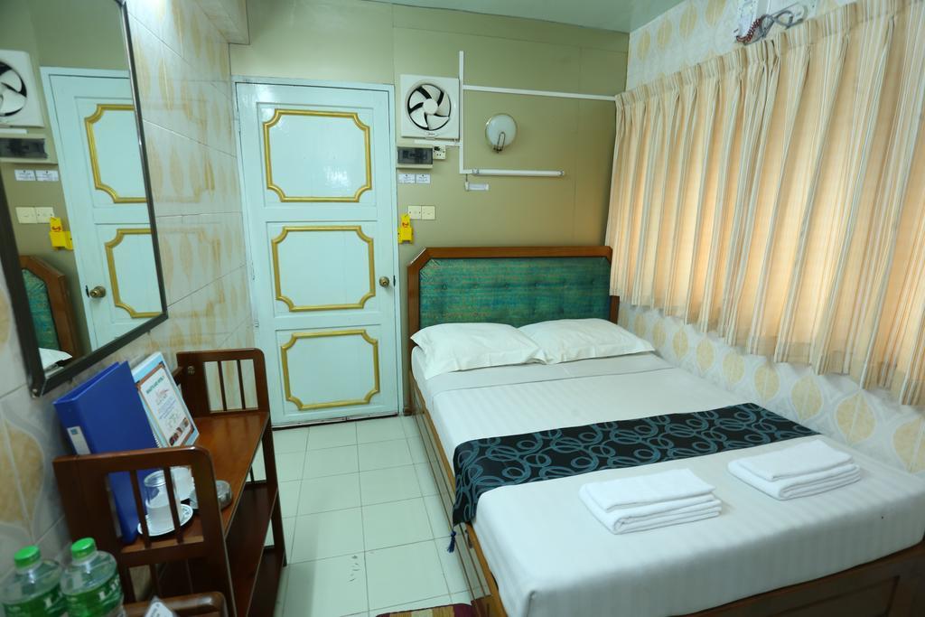 Beautyland Hotel II Янгон Екстериор снимка