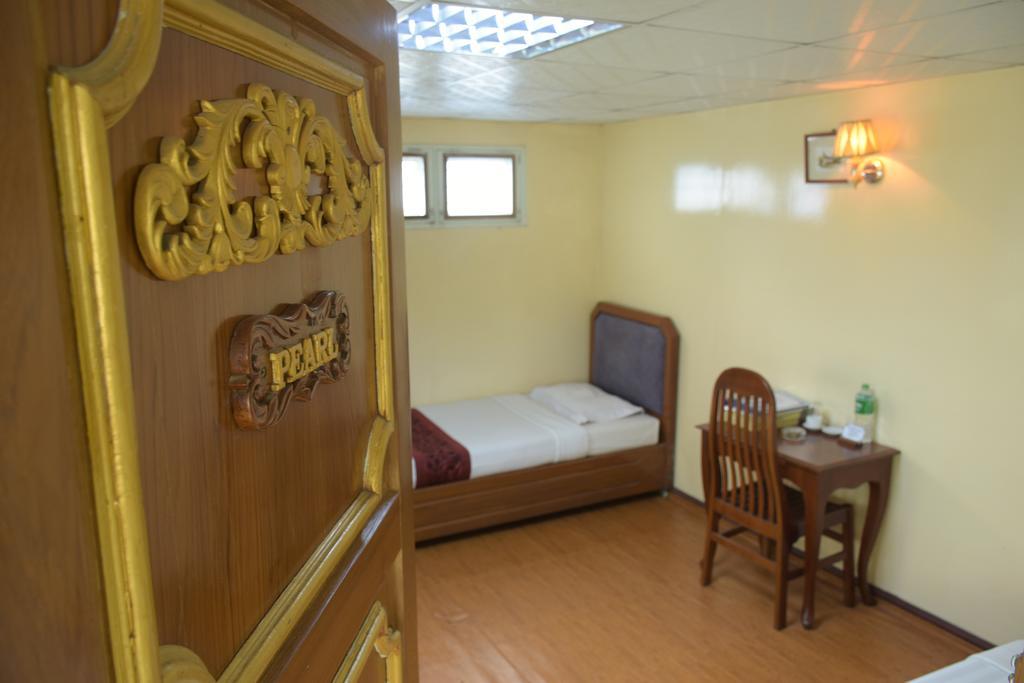 Beautyland Hotel II Янгон Екстериор снимка