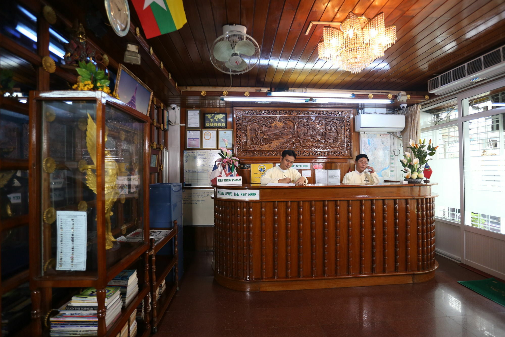 Beautyland Hotel II Янгон Екстериор снимка